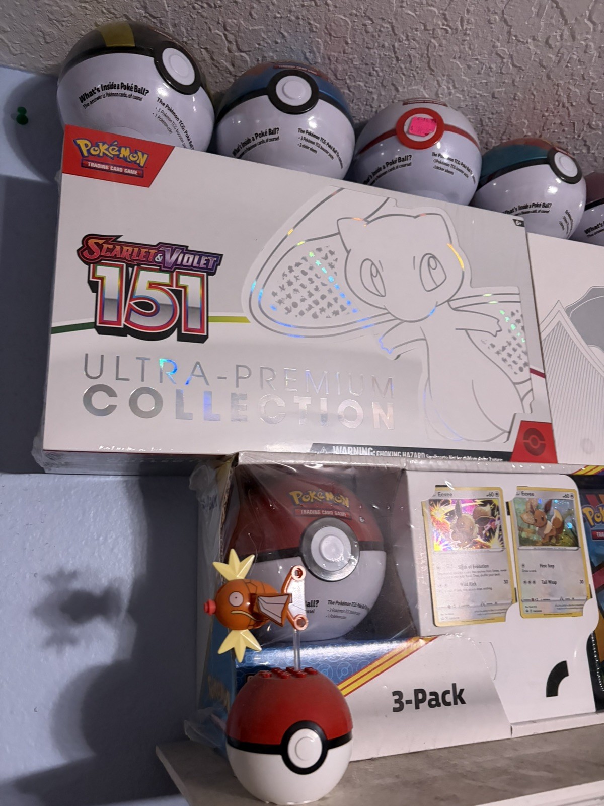 Pokémon Scarlet & Violet 151 Ultra-Premium Collection Box