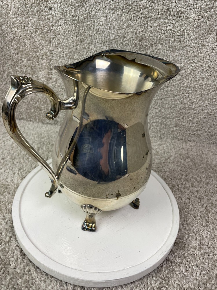 Leonard Silver Plated Water Pitcher Claw Footed with Lip Ice Guard Serveware