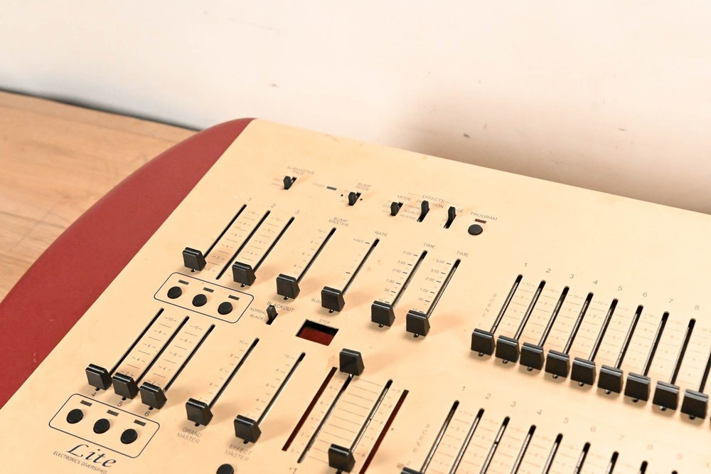 Electronics Diversified, Inc. Lite Theatrical Lighting Control Console CG01VHB