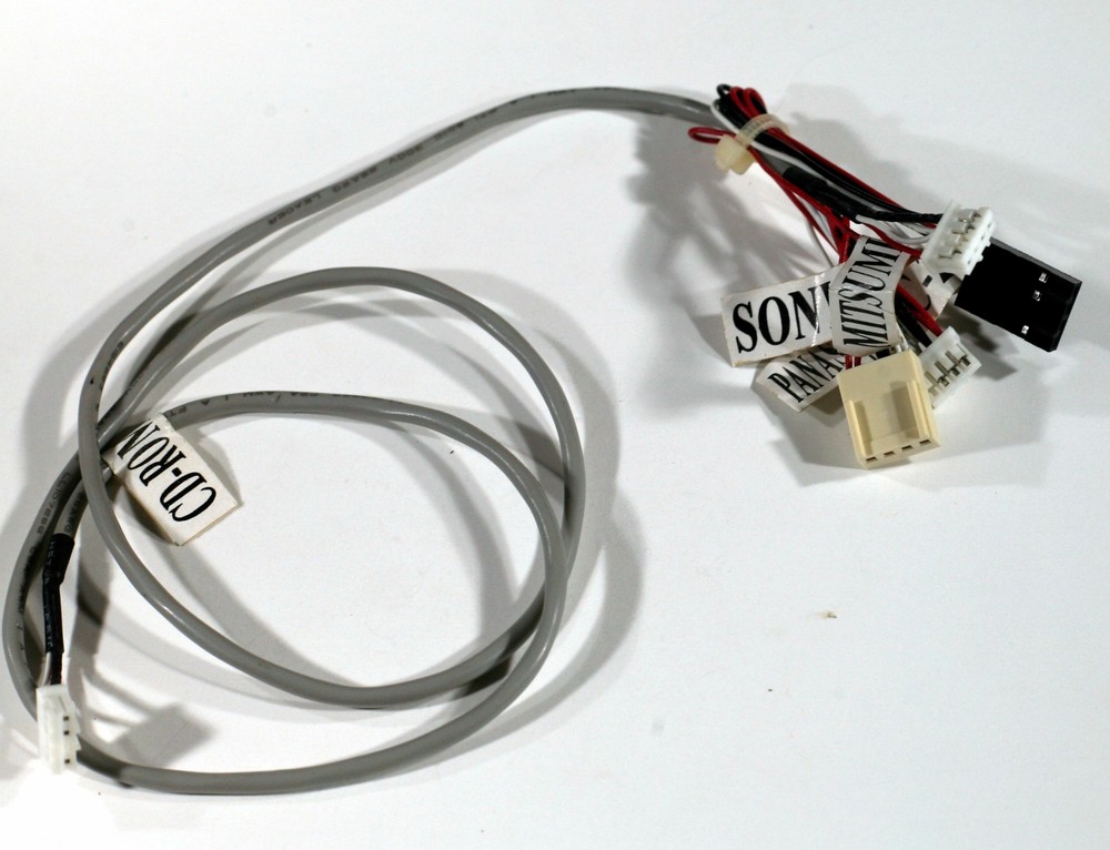 UNIVERSAL CDROM Cable to SB Audio
