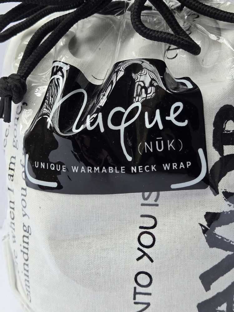 UNIQUE Scripture Religious Print Warmable Neck Wrap