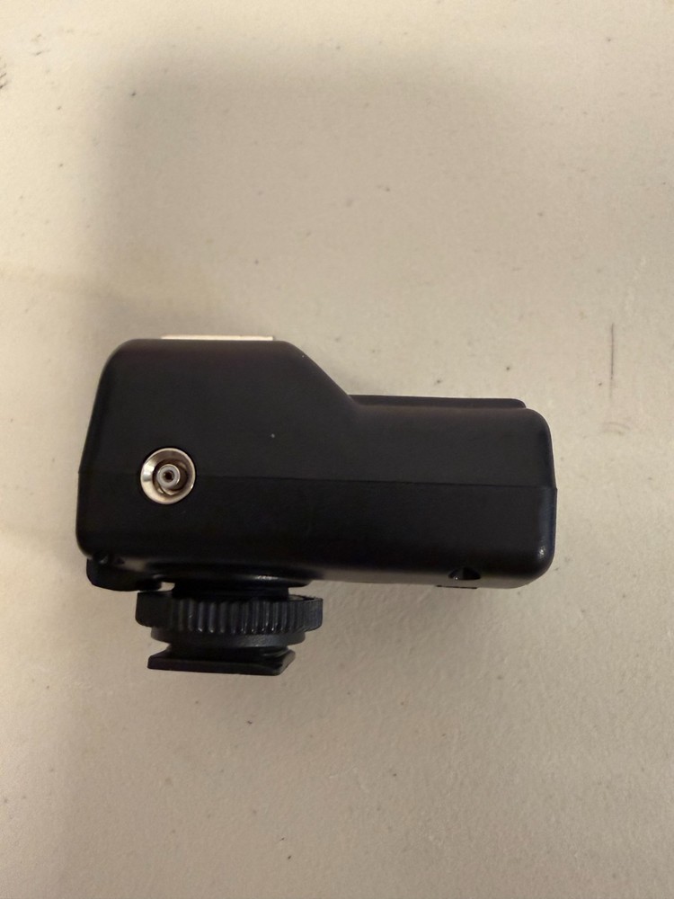 Universal Wireless Hot Shoe Flash Receiver