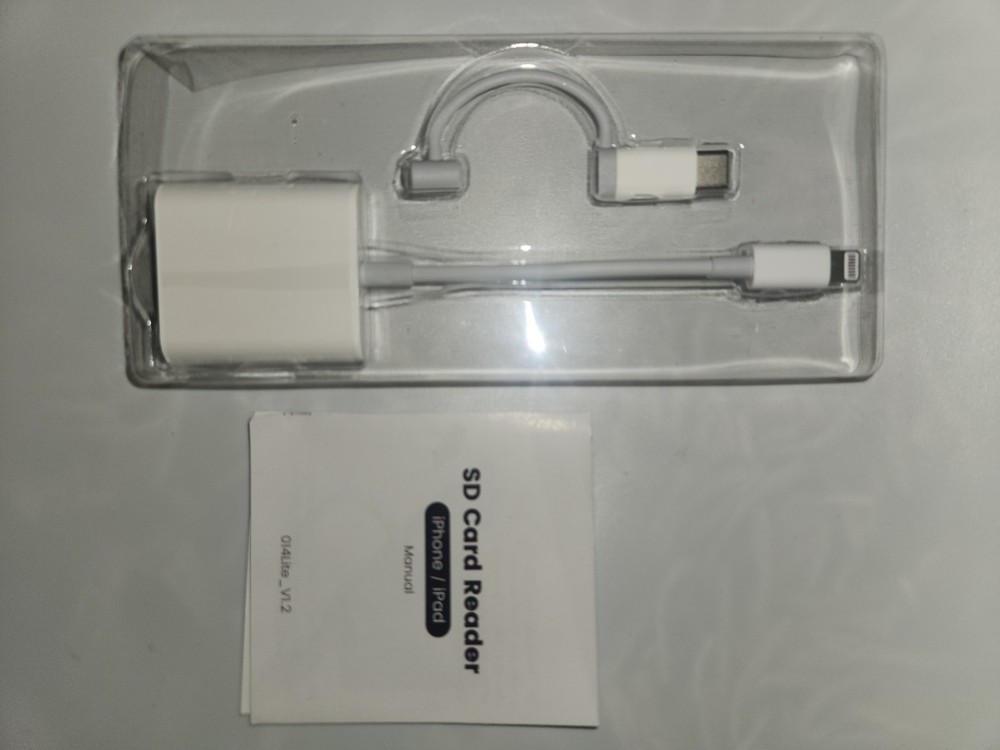 SD Card Reader for iPhone iPad, &USB-C Dual Connector, Support SD/MicroSD Cards