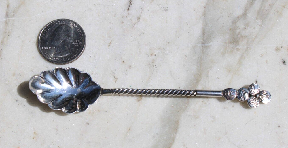 Antique Silver Berry Spoon w/Twisted Handle Shell Shape-#B1