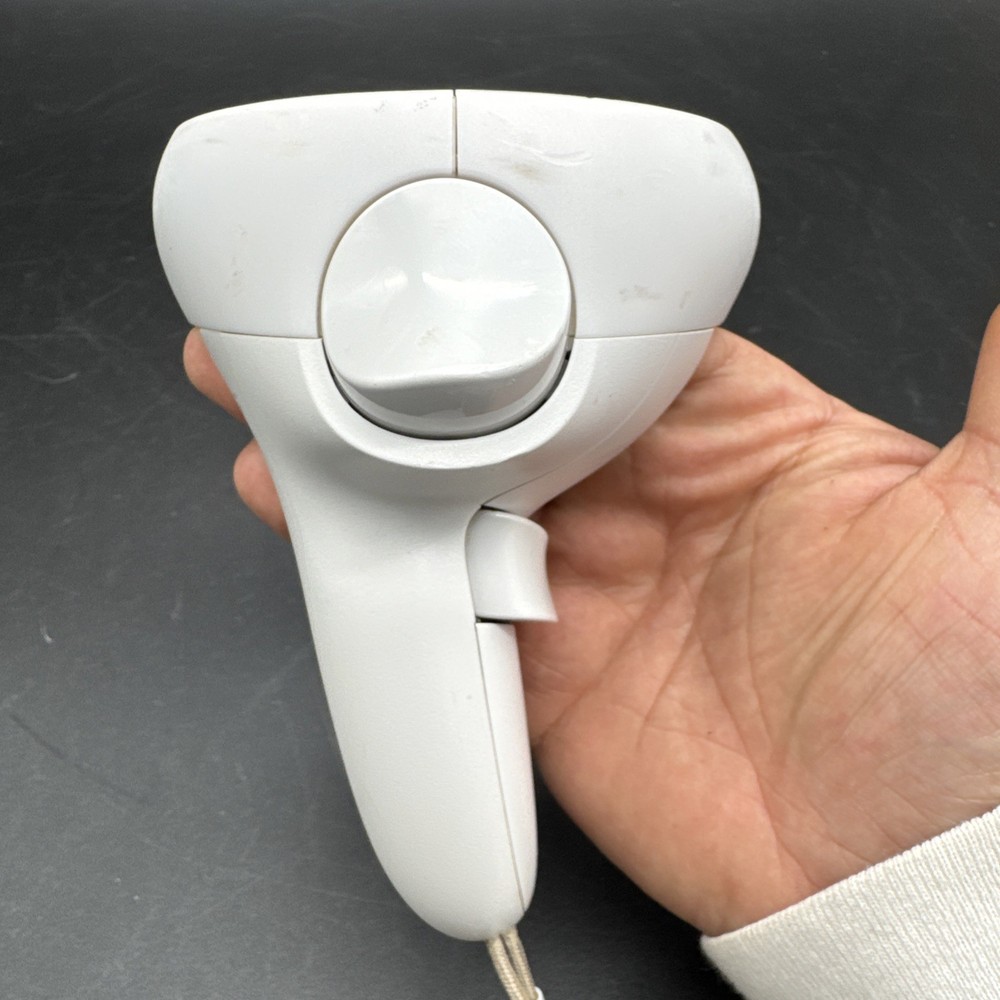 Genuine Original Meta Oculus Quest 2 VR RIGHT Touch Controller Only - Tested