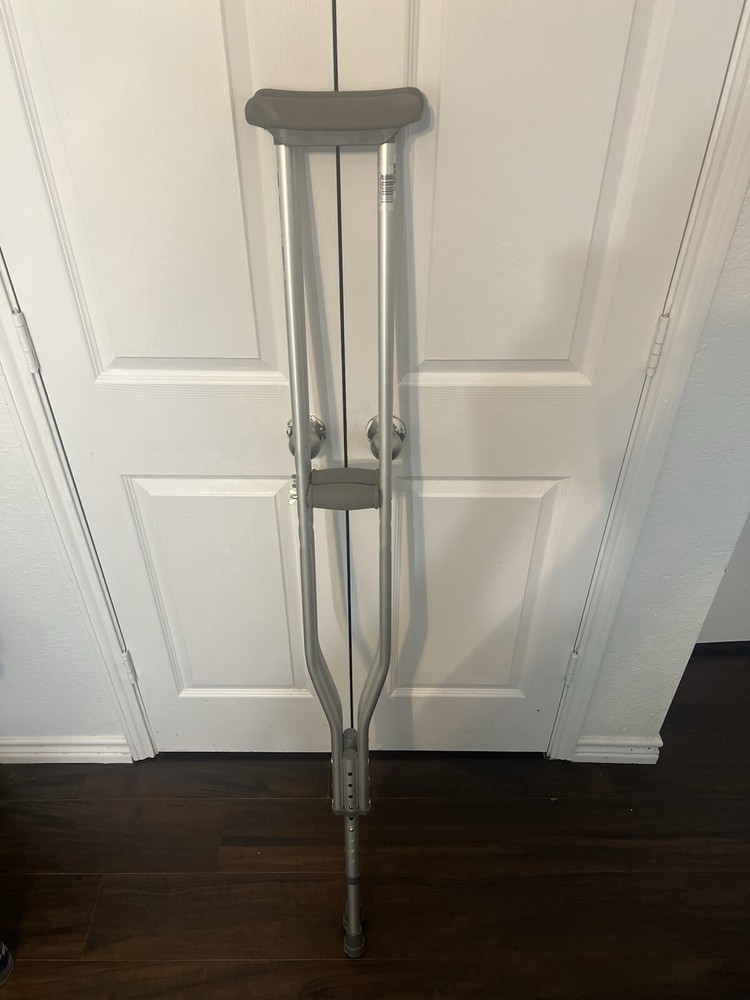 Medline Crutches