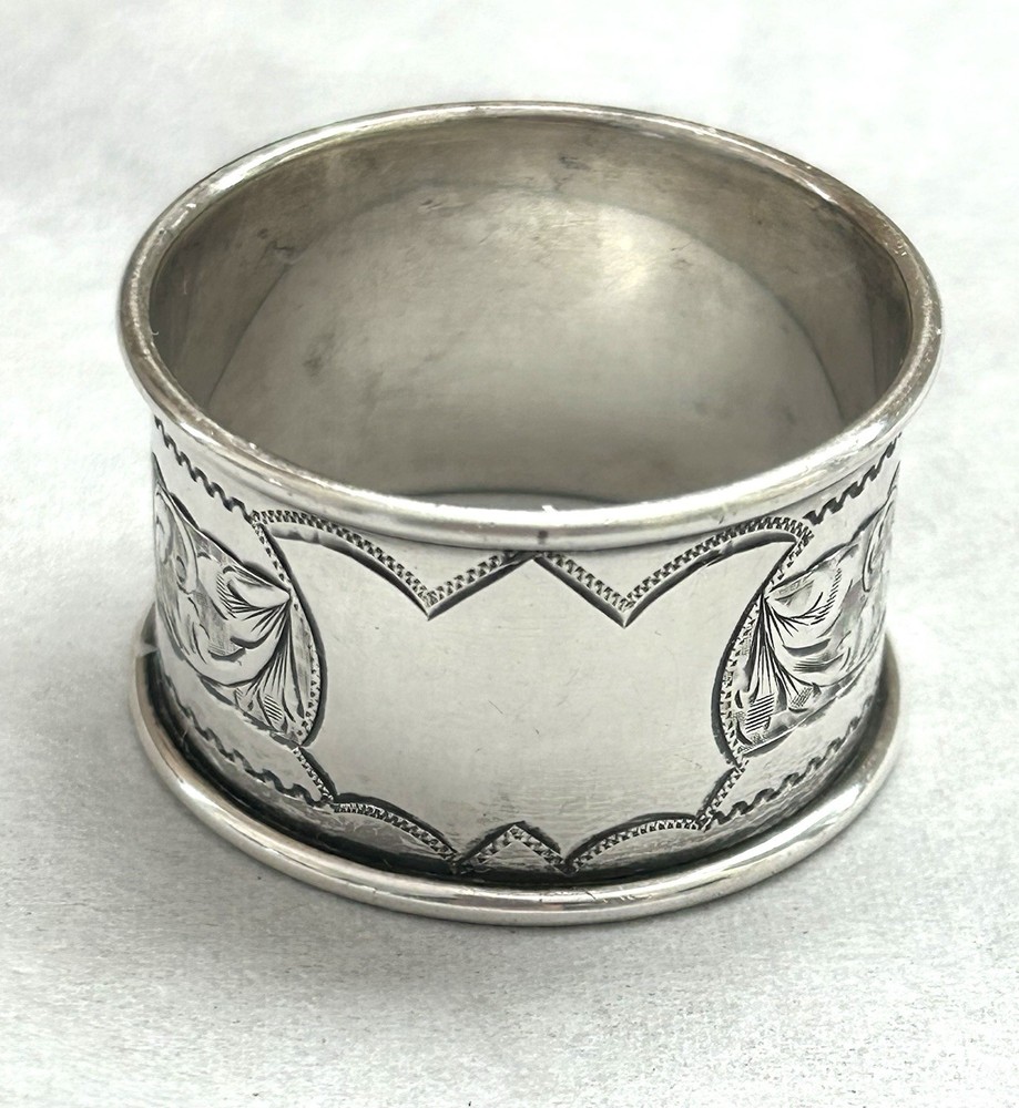 John Harvey & Sons Sterling Birmingham Napkin Ring