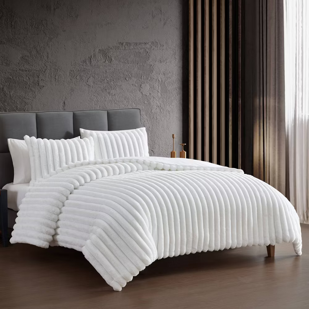 Hallmart Collectibles 3pc Comforter Set