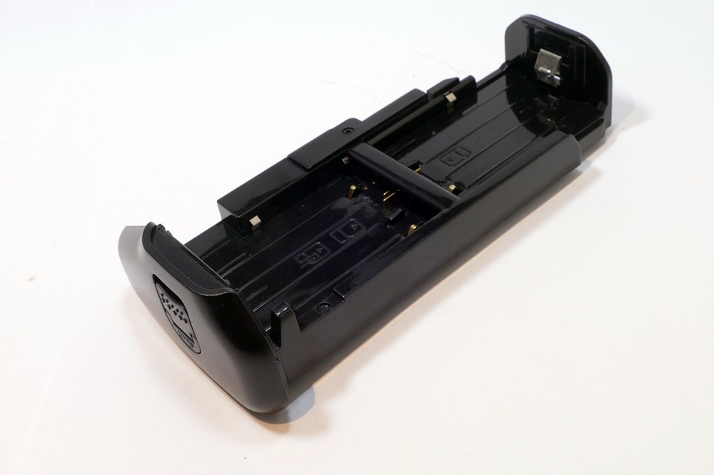AA Battery Tray Adapter for BG-E11 repalcement