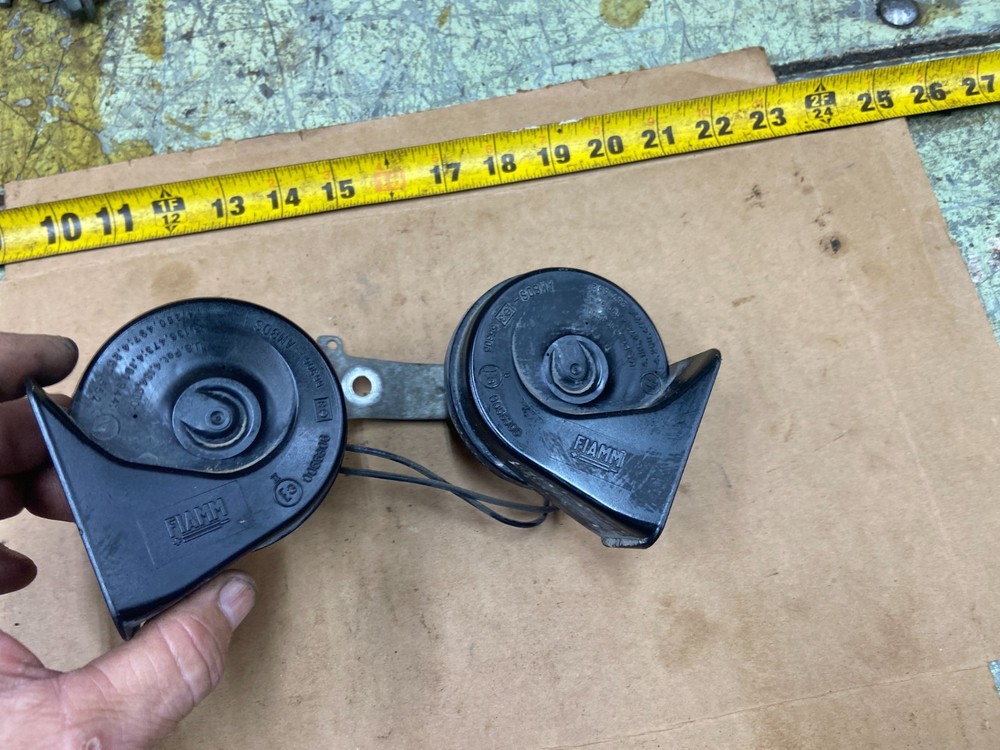 03-06 EXPEDITION HORNS
