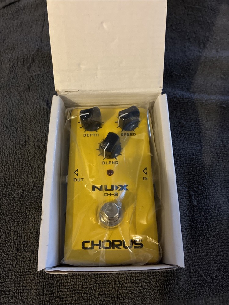 Nux CH-3 Chorus Guitar Effect