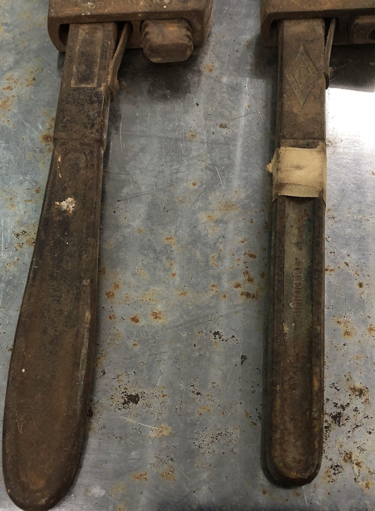 2 Pipe Wrenches 14'' Crusader Walworth Stillson vintage monkey