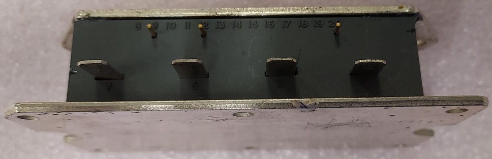 '1 PIECE' - PN# FBH-60-003, FBH60-003, FBH-60-3 - LAMBDA - VOLTAGE REGULATOR