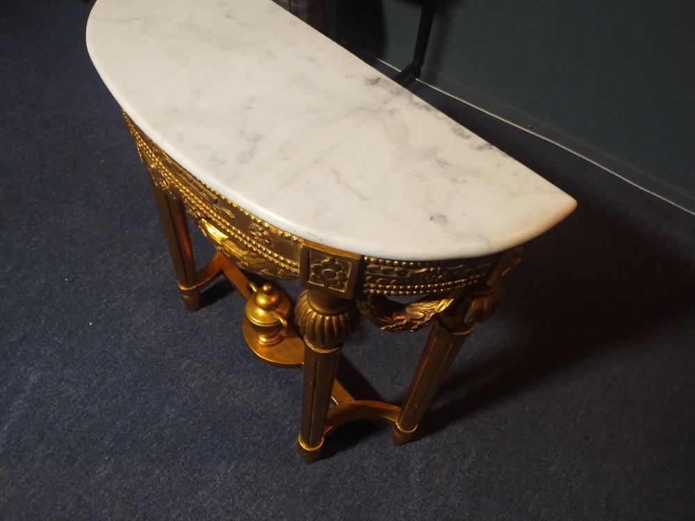 marble top table Antique 👀