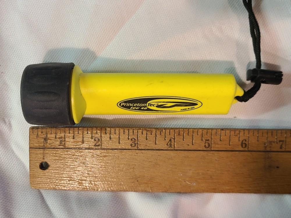 2 Princeton Tec Shockwave LED Dive Lights