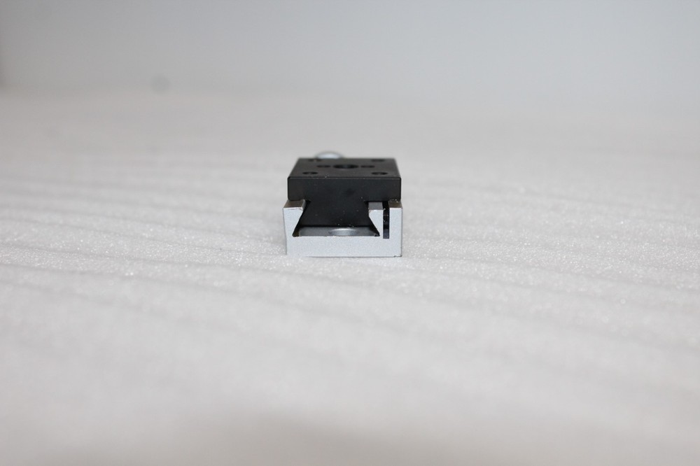 Sigma Koki TAS-24302 Linear Stage Table