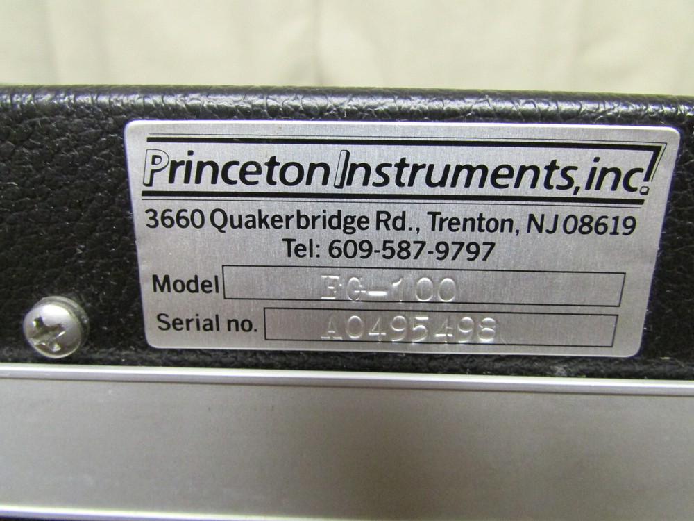 Princeton Instruments Model FG-100 Pulse Generator