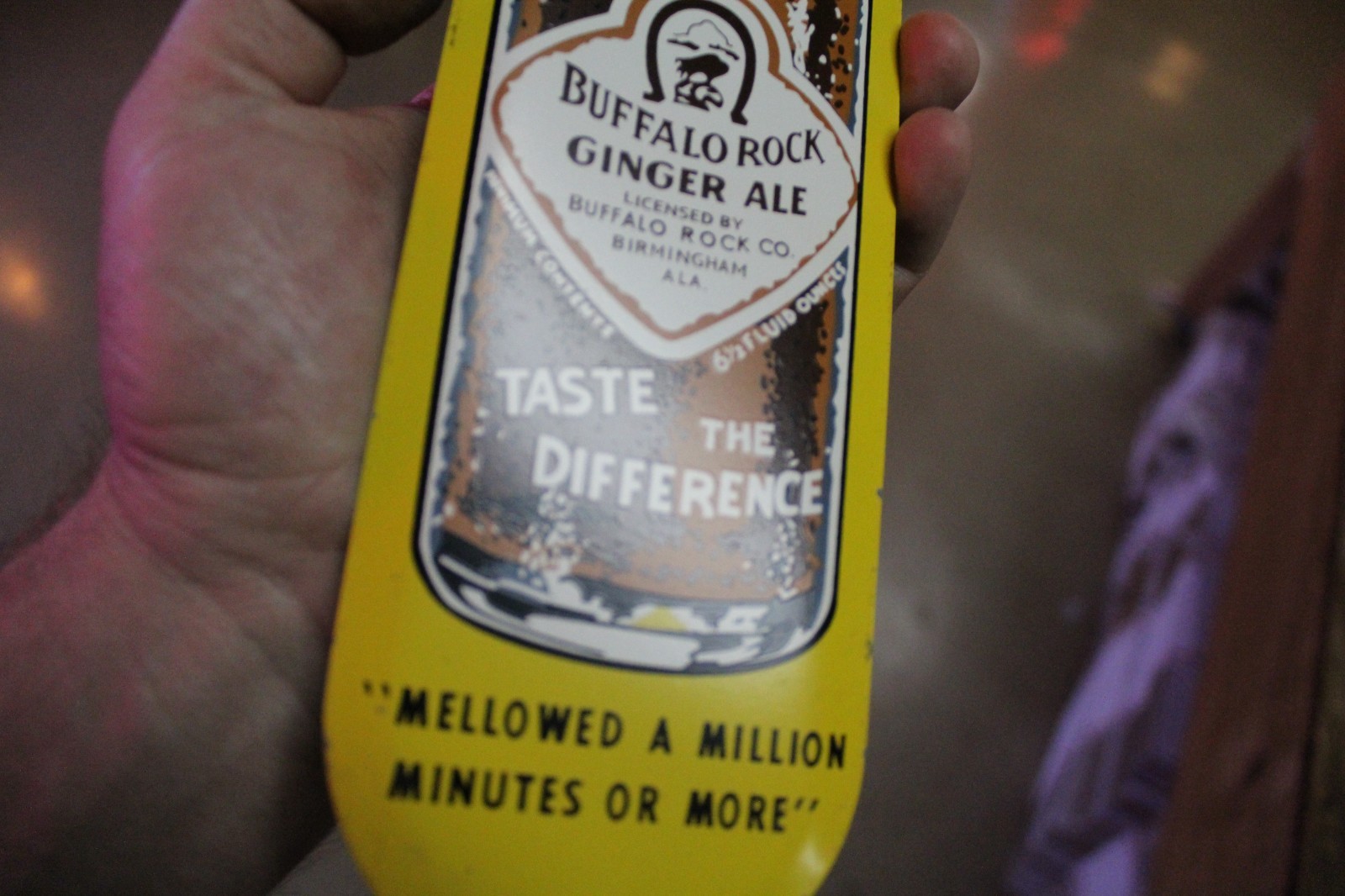 RARE 1950s BUFFALO ROCK GINGER ALE SODA STAMPED PAINTED METAL PUSH DOOR SIGN