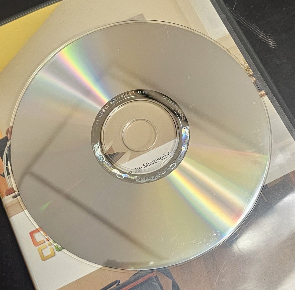 Microsoft Office Student and Teacher Edition 2003 With Key Code