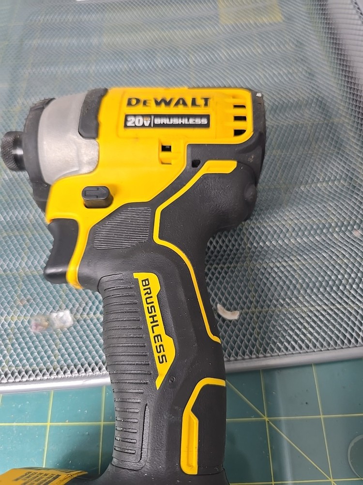 DEWALT ATOMIC Compact Series DCF809 20V MAX brushless Impact Driver Tool Only