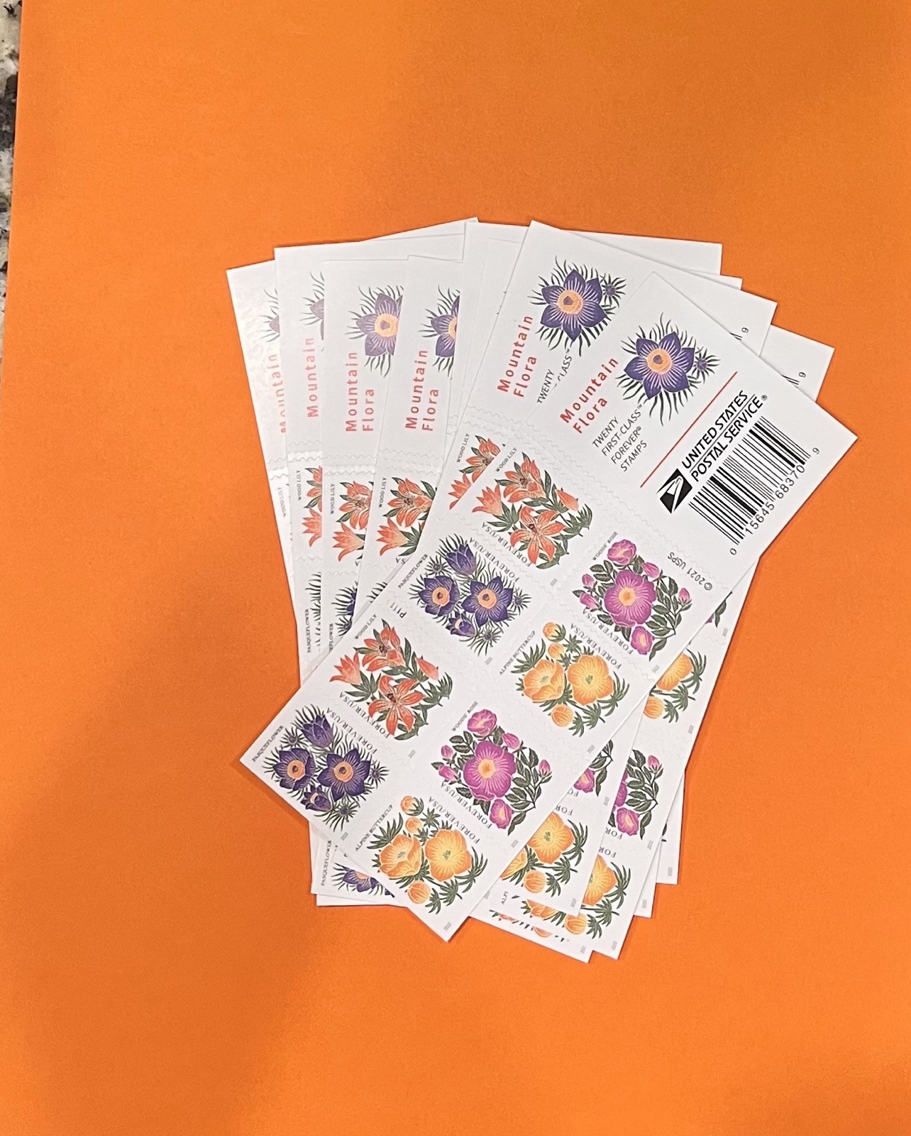 Lot of  200 Forever Floral Stamps New 10 Books postage