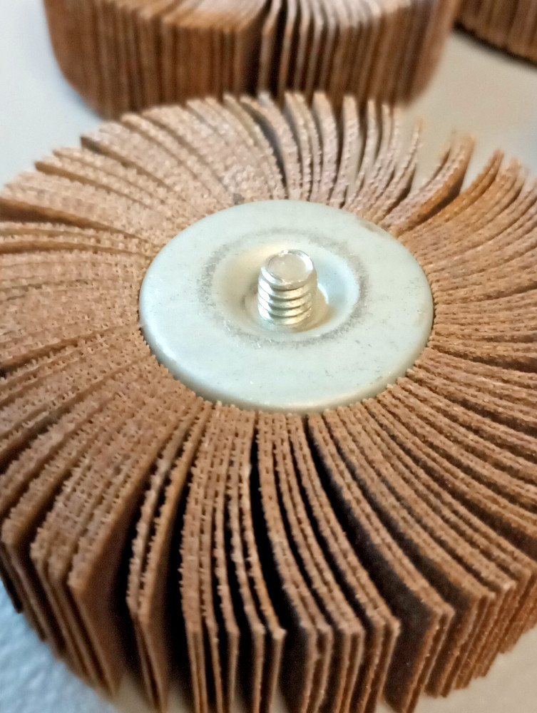 Merit High Performance Quick-Change Mini Grind-O-Flex Abrasive Flap Wheel