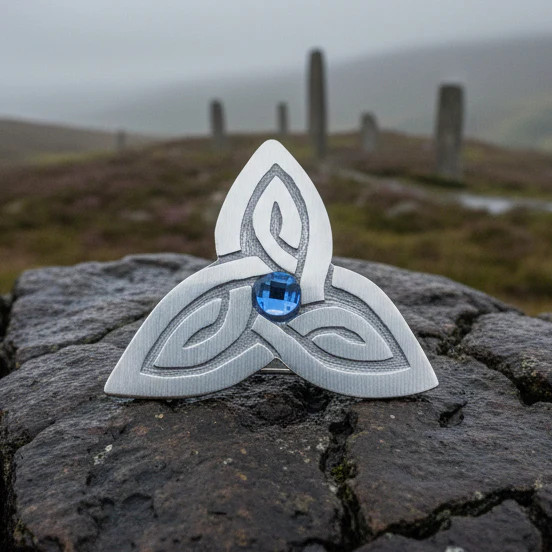 Trinity Knot Brooch Celtic Irish Scottish Pagan Pin