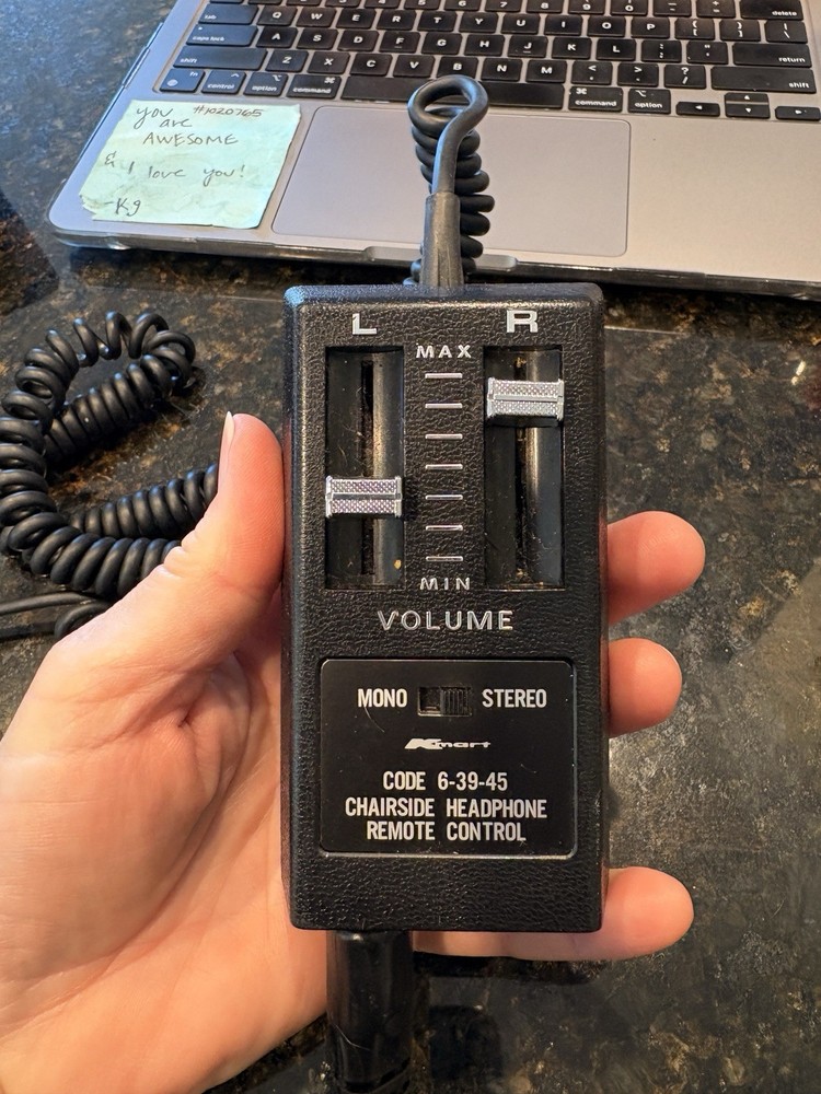 Kmart Code 6-39-45 Chairside Headphone Mono/Stereo Remote Control / Untested