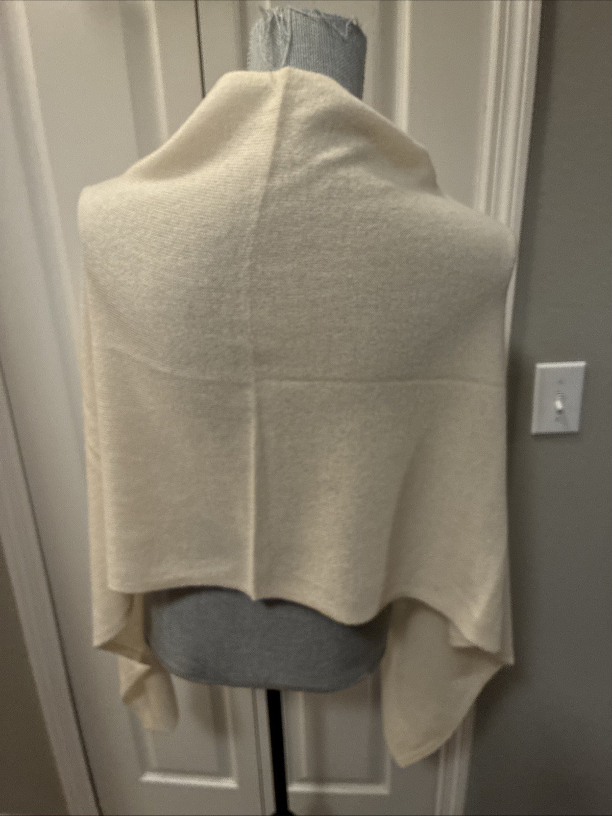 Rachel Zoe 100% Cashmere Poncho/scarf