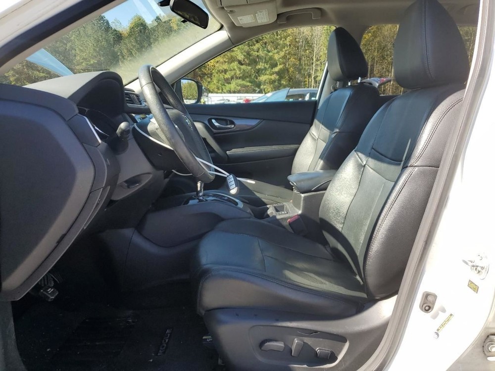 ROGUE 2016 Glove Box 4967578