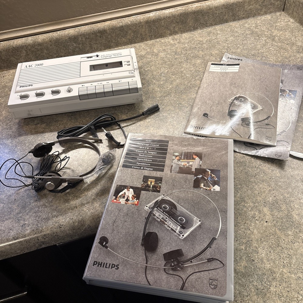 Philips AAC7000 Audio Active Comparative Language System Cassette Player 70's
