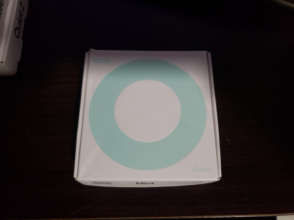 LOOP EARPLUGS QUIET  2 MINT. NEW AMAZON OPEN BOX.