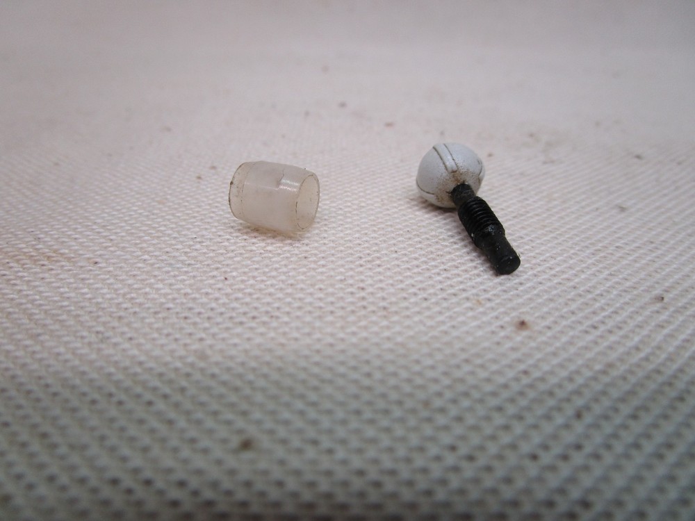 PFAFF Model 1473 CD Creative Needle Set Screw with Roller fits many more Models