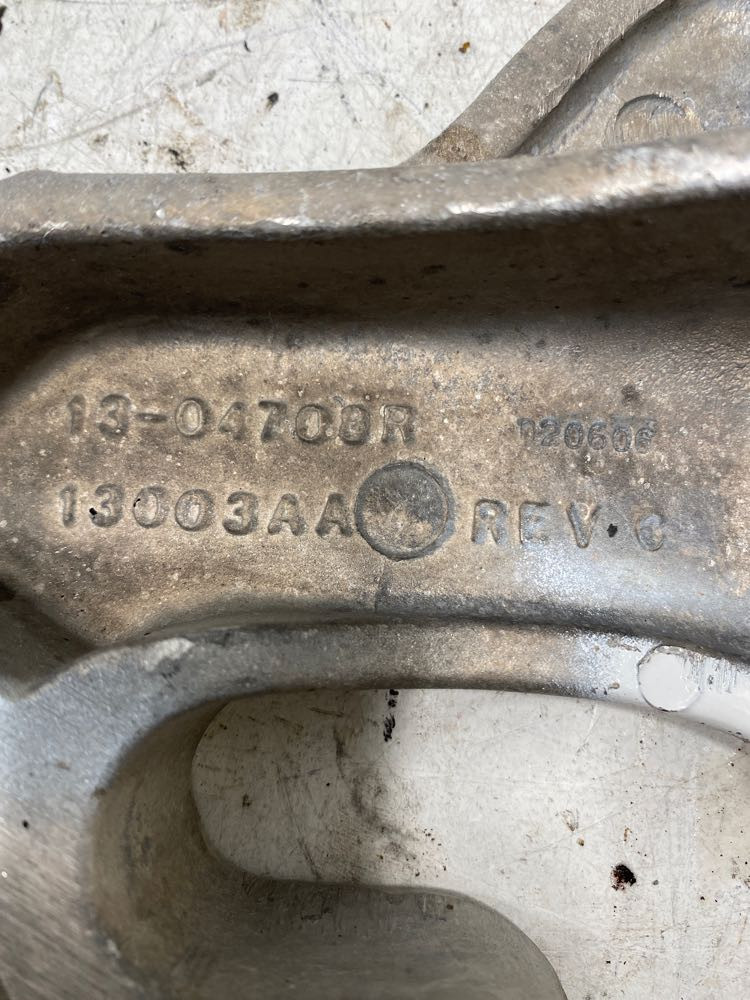 Peterbilt Hood Hinge (674-10252)