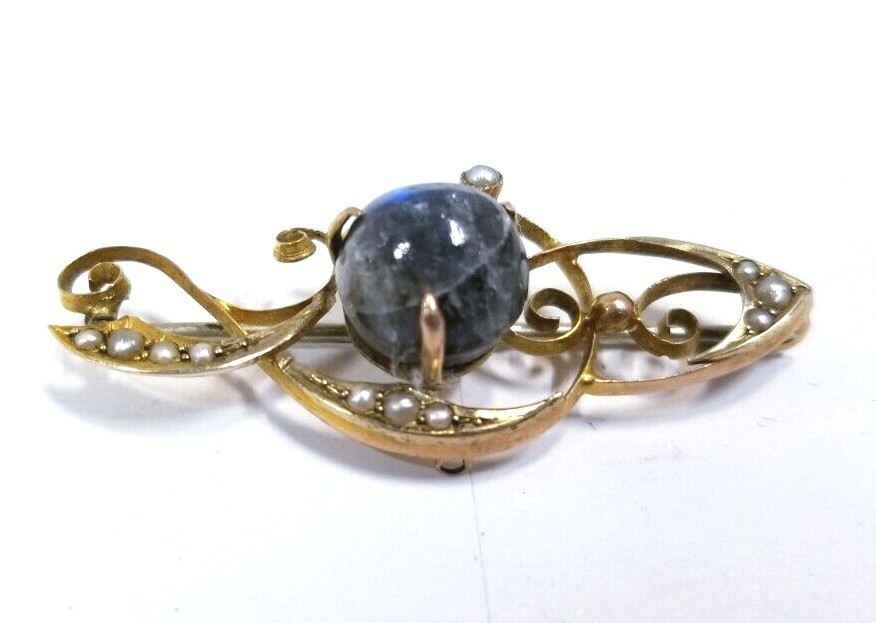 EATON'S VINTAGE BROOCH