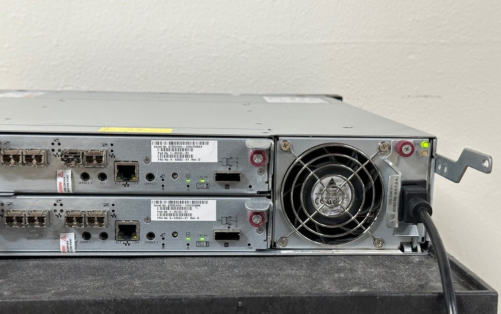 Quantum 24-bay SAS disk array w/ Dual 1-05134-01 Quantum SAS SAN Controller