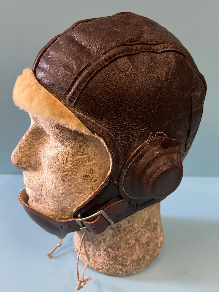 NAVAL AVIATOR’S TYPE 1092W FLYING HELMET W/EAR CUPS