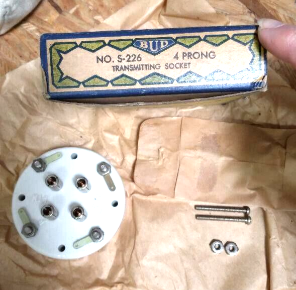 BUD Vintage Socket S-226/ 4 Prong Transmitting Socket