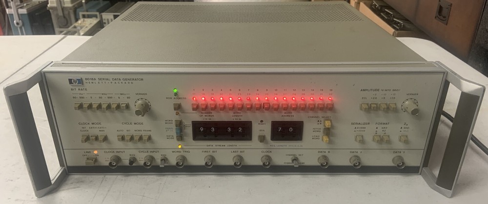 HP 8018A Serial Data Generator w/ Manual