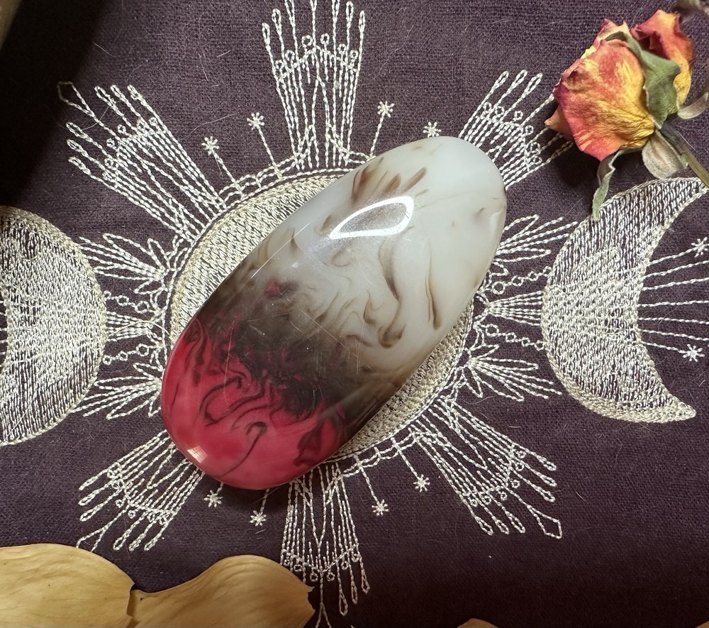 Chicken Bloodstone Palmstone, Metaphysical