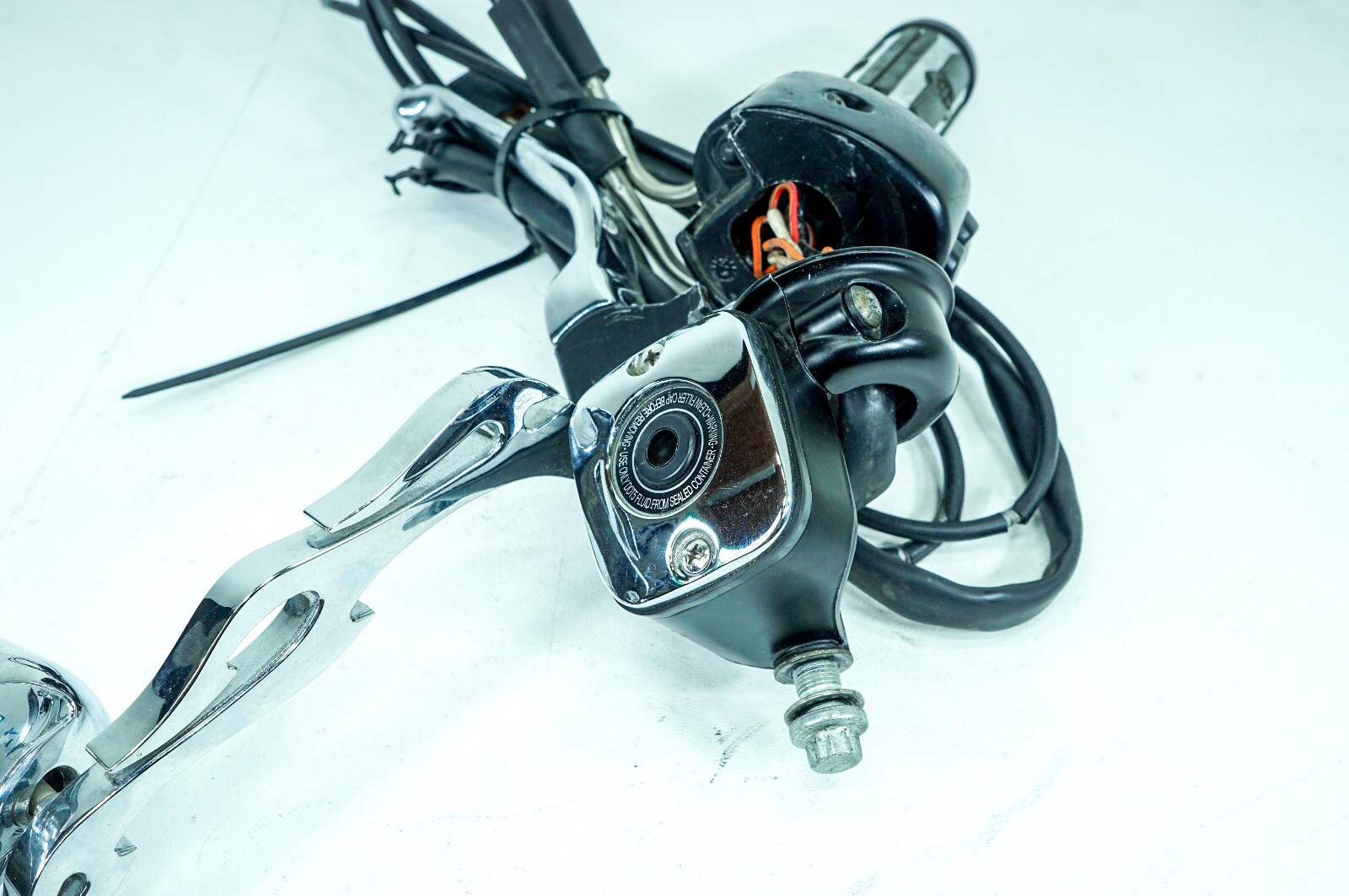 05 Harley Softail Deluxe FLSTN OEM Right Engine Start Kill Switches Control 1315