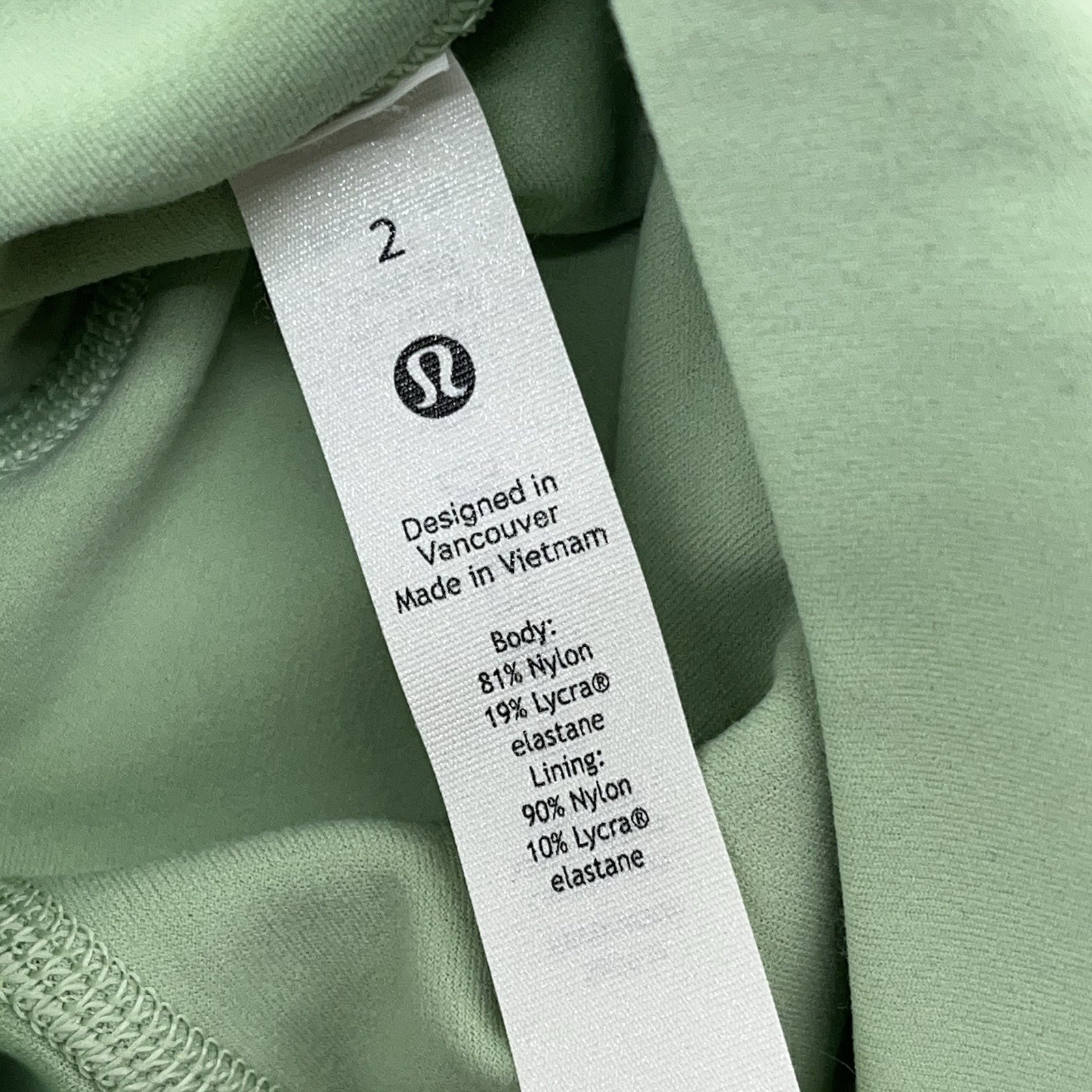 Lululemon Align High Rise Pant w Pockets 24” Womens 2 Creamy Mint EUC