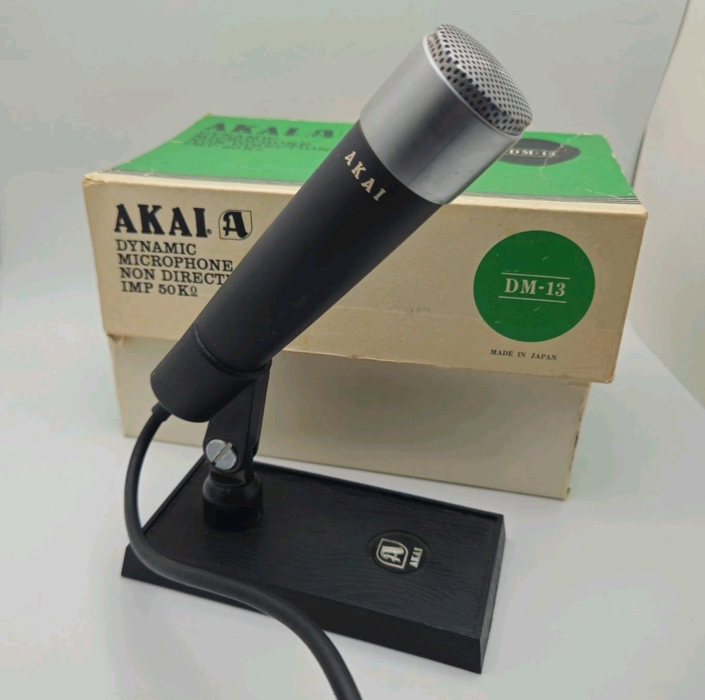 Akai DM-13 Dynamic Microphone Non Directional Original Box W/ Desktop Stand
