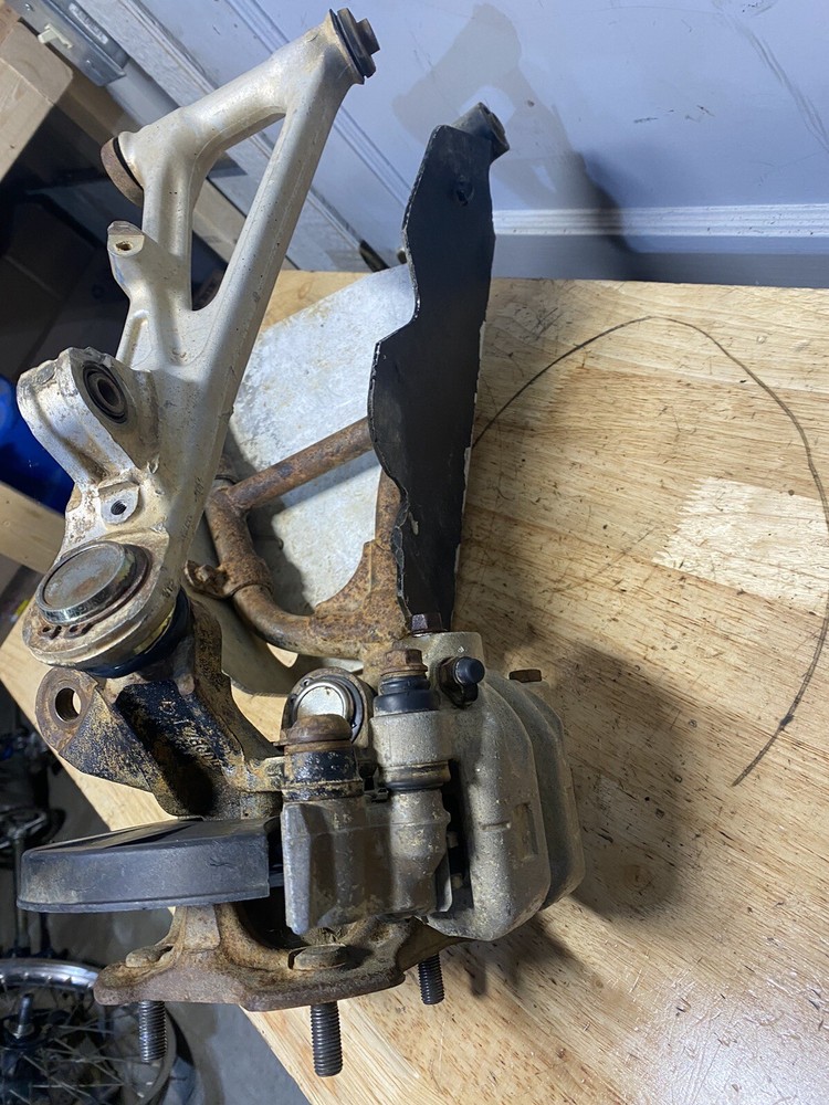 2011 Rincon 680 A Arm Hub Spindle