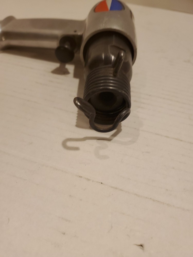 DeVilbiss DV1220-01 Pneumatic Hammer Chisel