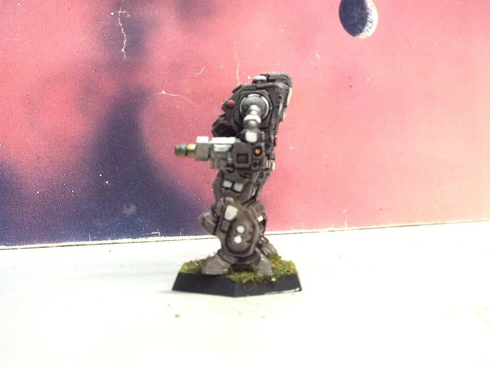 BATTLETECH HELLBRINGER [CLAN SMOKE JAGUAR] (CATALYST, PLASTIC, PAINTED)