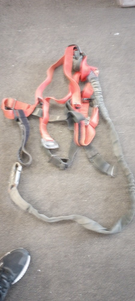 USED Bashlin Body Harness HEIGHT 5'8- 6.3"