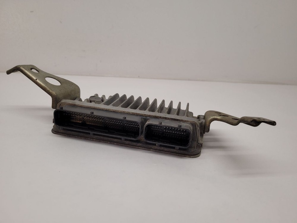 2015 TOYOTA YARIS Engine ECM Electronic Control Module Hatchback 896610DR50