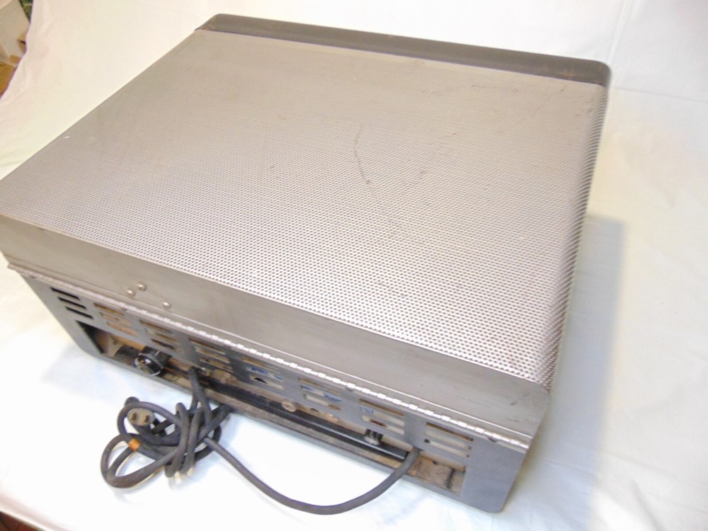 Hallicrafters HT-32 Ham Radio Transmitter