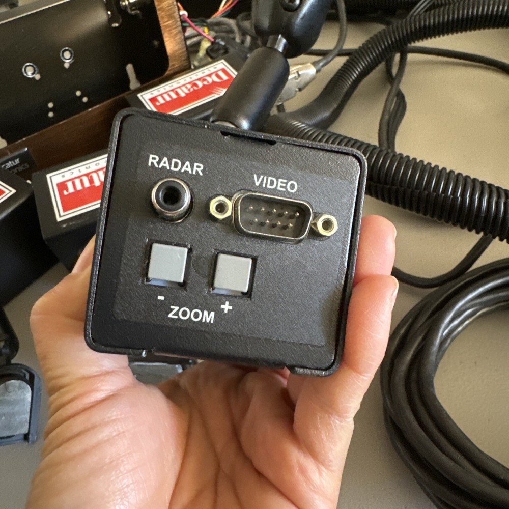 (2) DECATUR ELECTRONICS SHADOW 800 IN CAR VIDEO SYSTEMS 4 Cameras